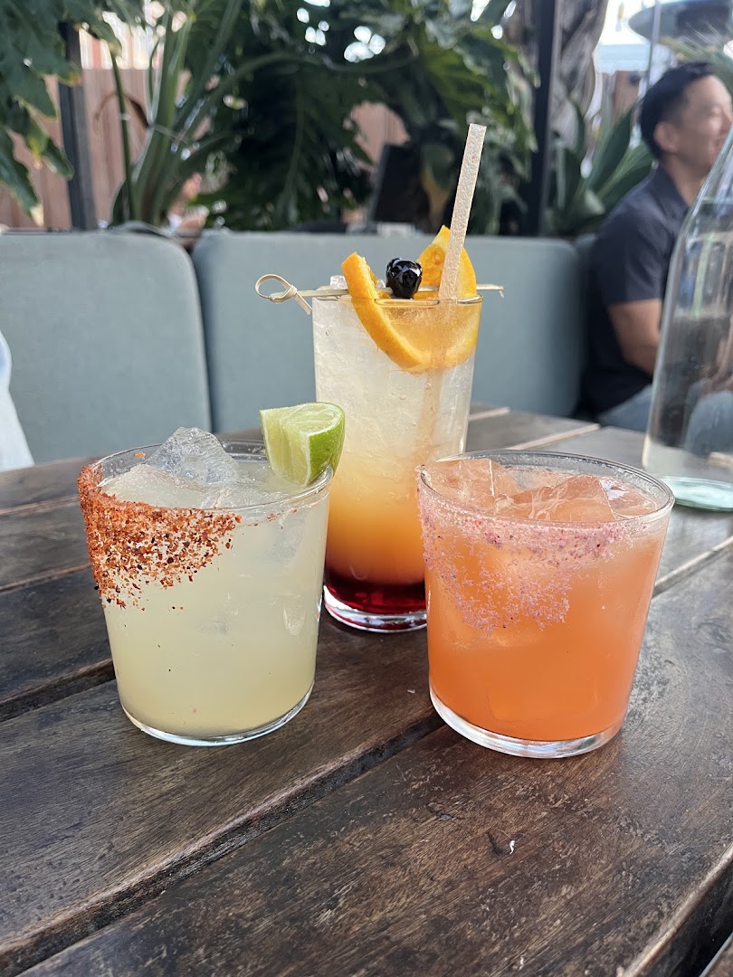 Cineopera: appetizing photo of restaurant drinks