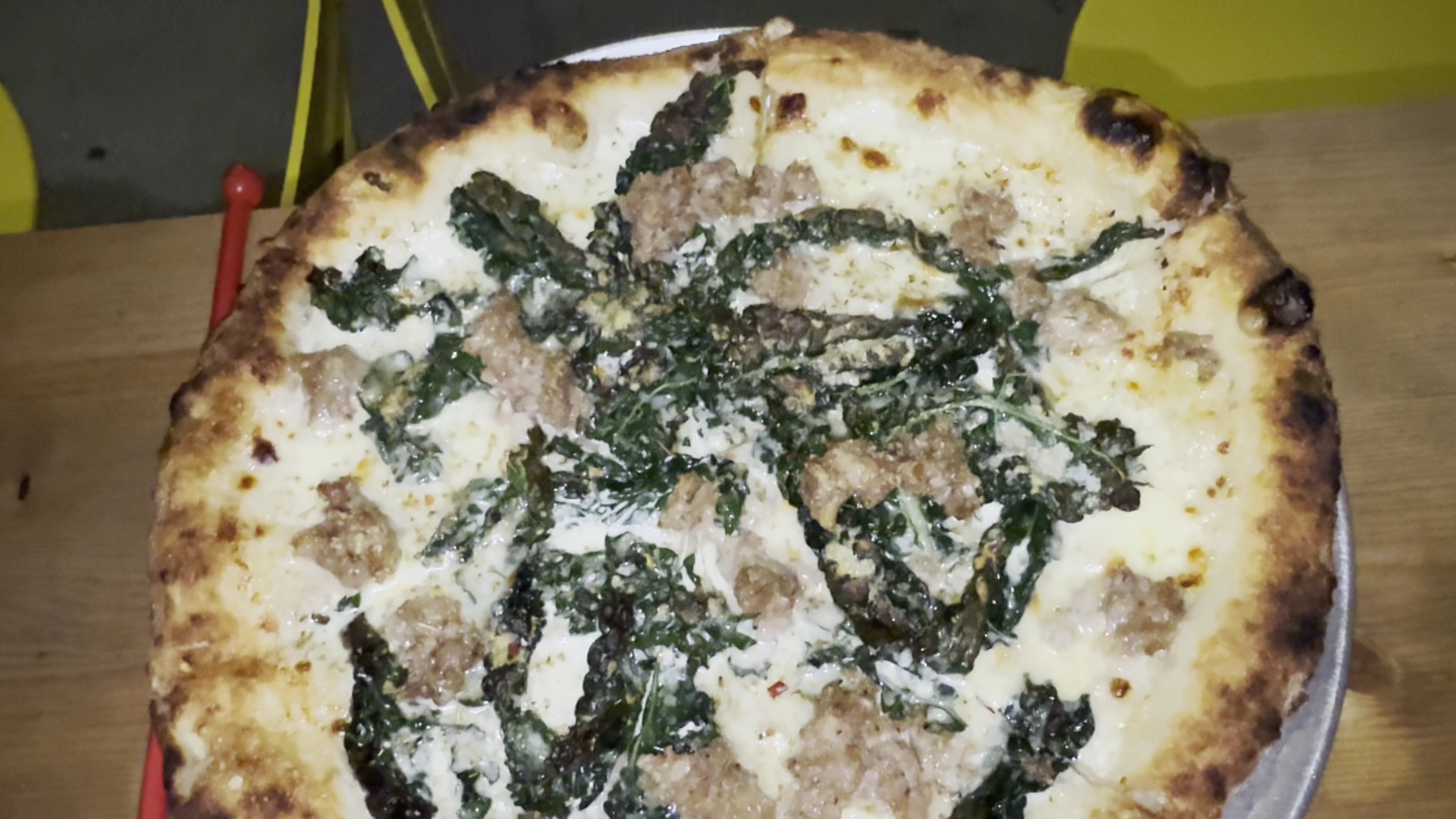 Fiorelli Pizza: appetizing photo of restaurant pizza