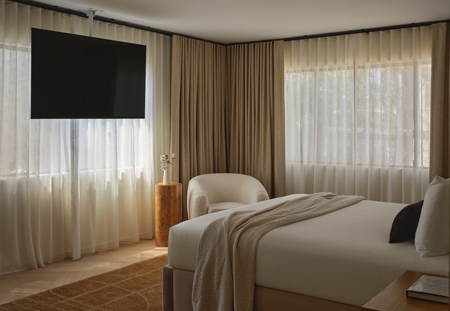 The Ivory: professional, high-quality hotel room photo