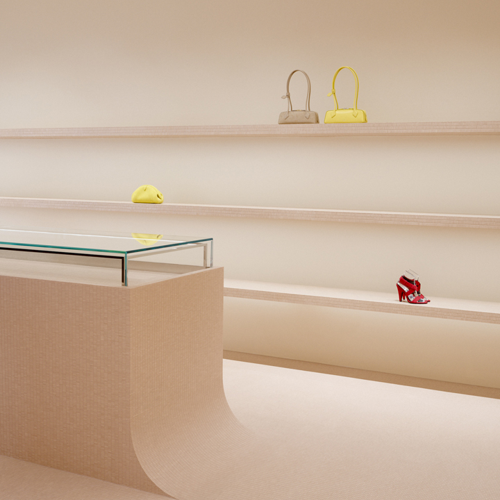 ALAÏA Miami: clean professional product display photo