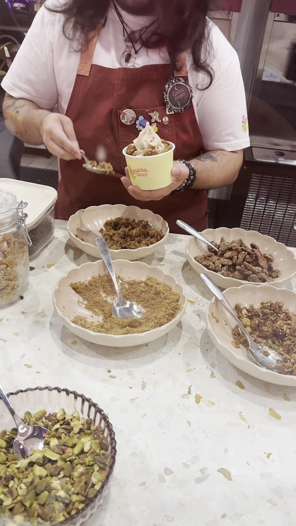 Banana Daddy: staff preparing food product