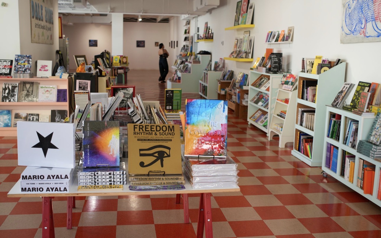 Dale Zine: clear shop interior and products