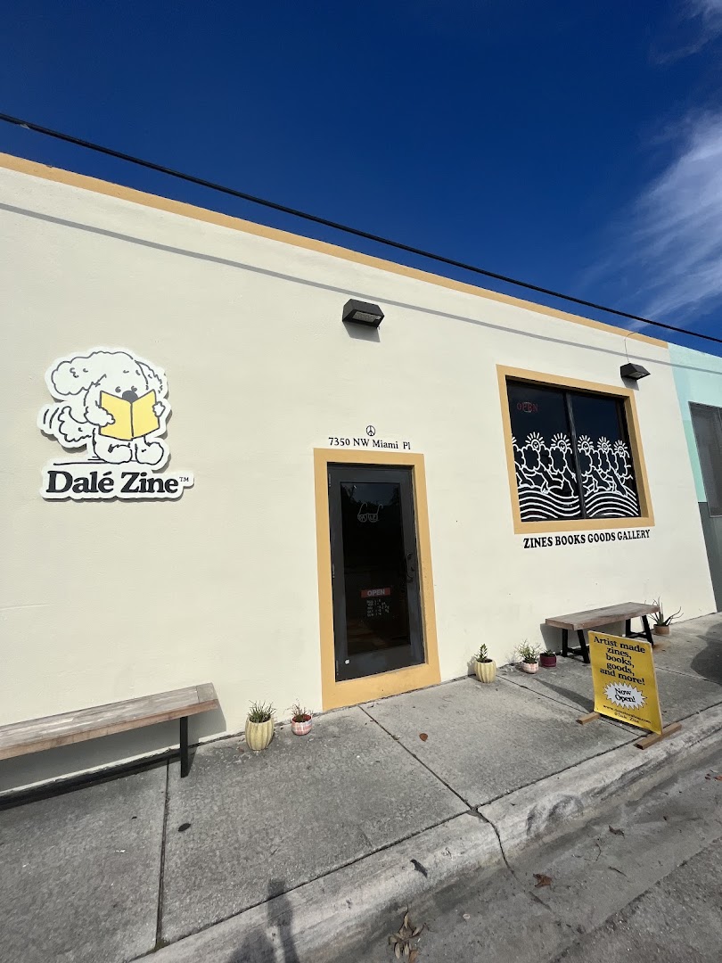 Dale Zine: clear, professional storefront photo