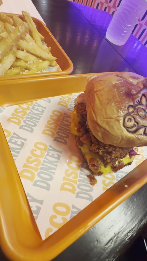Disco Donkey: appetizing food photo with branding