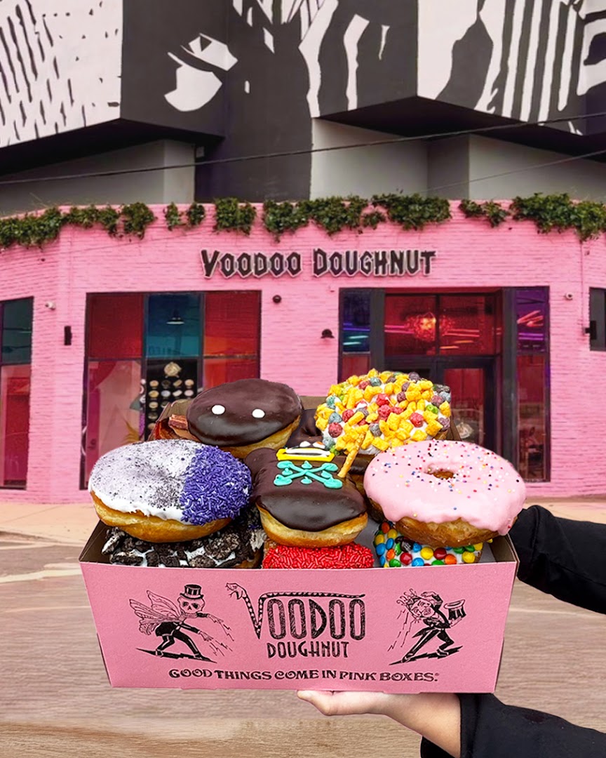 Voodoo Doughnut: high quality food and branding