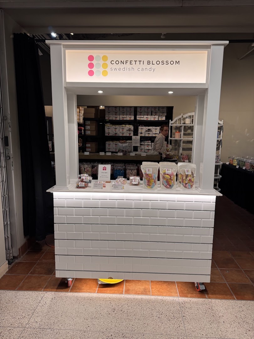 Confetti Blossom: clear photo of shop storefront