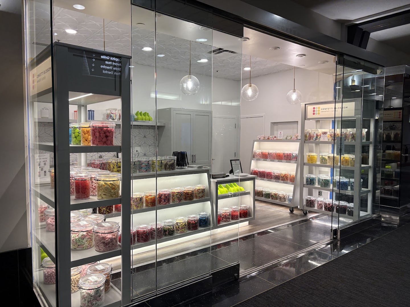 Confetti Blossom: clear, professional storefront display photo
