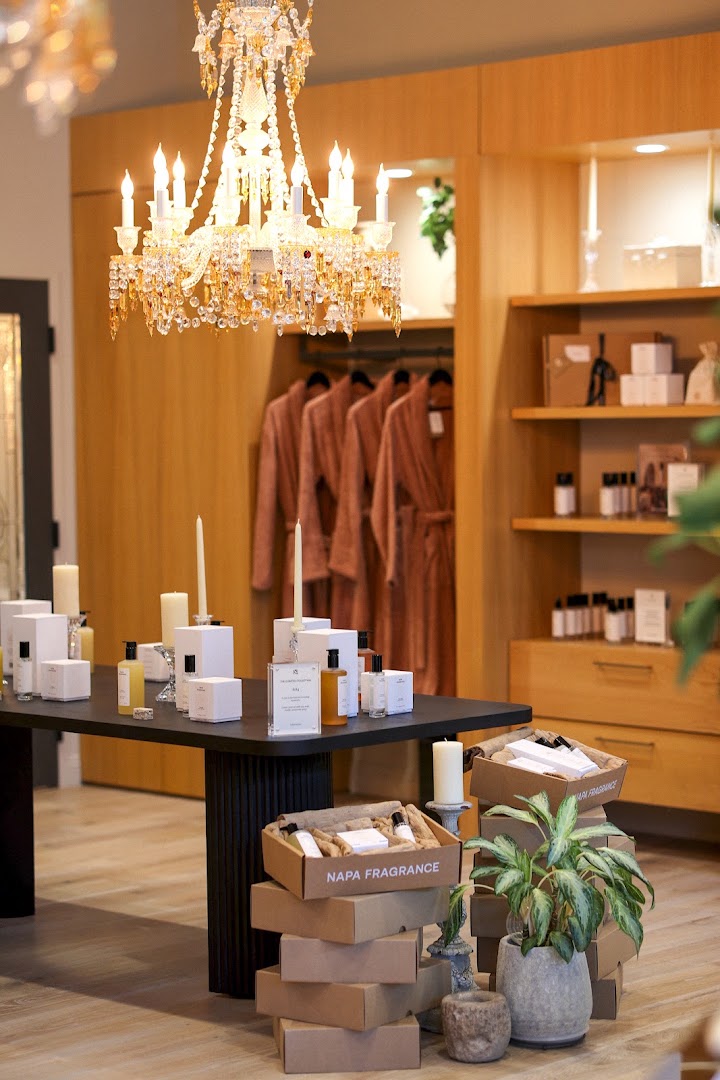 Napa Fragrance: professional shop interior display photo