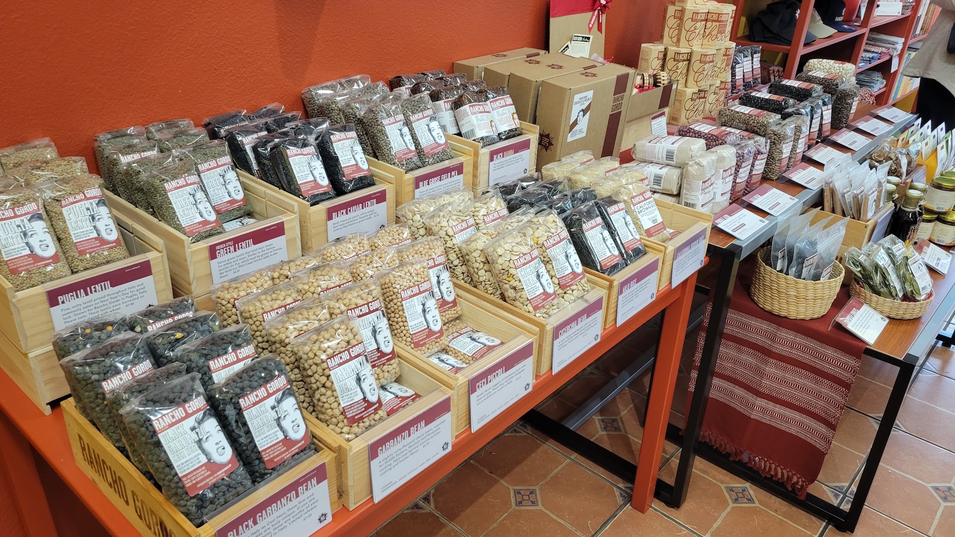 Rancho Gordo: clear display of shop products
