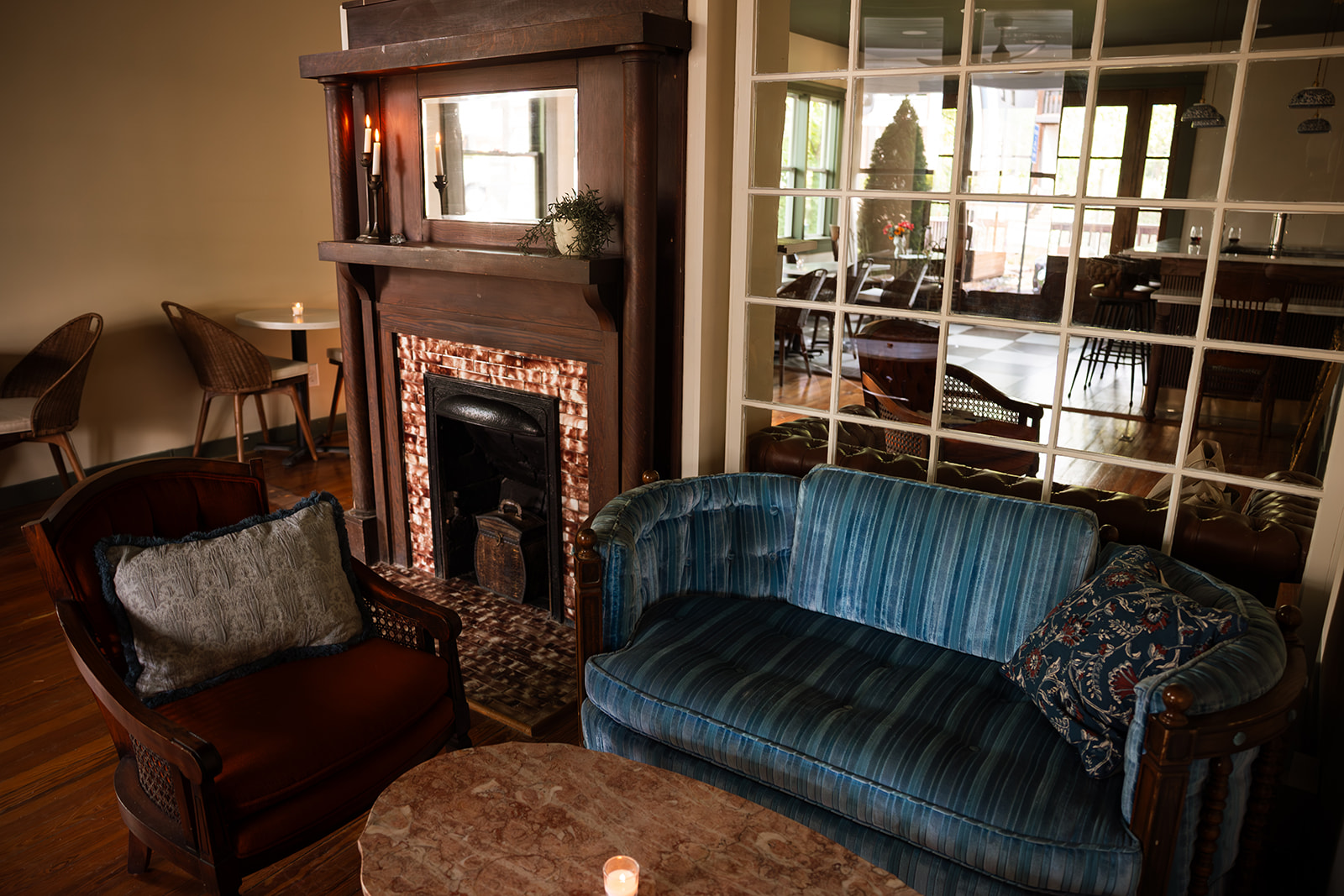 Antoinette's Wine + Provisions: inviting and professional interior shot