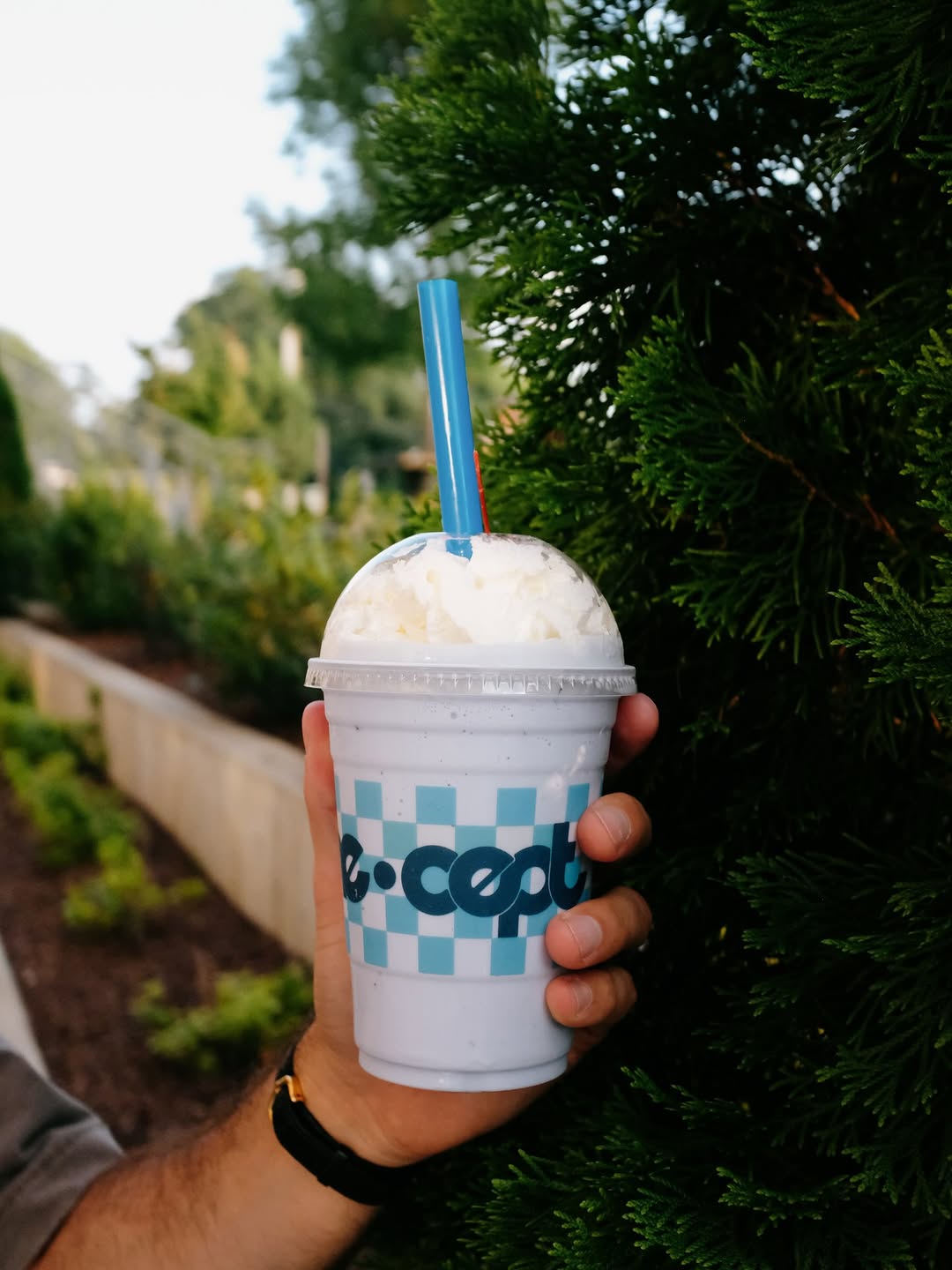 Cone-cept: clear photo of branded drink