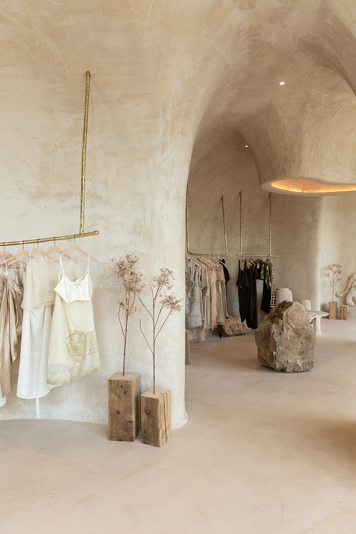 Leo Vas: beautiful, professional interior shop photo