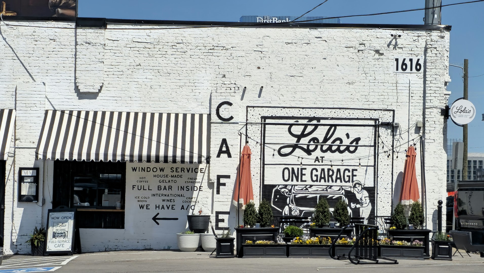 Lola's European Cafe: clear exterior shot of venue