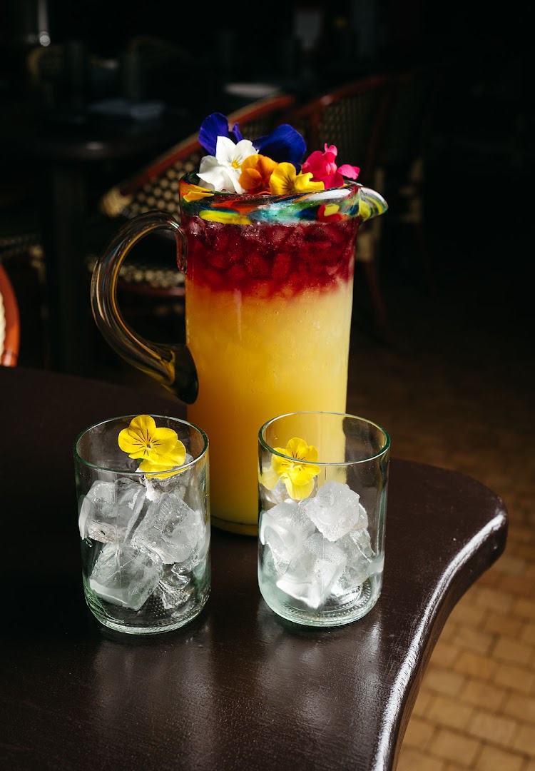 Lona: high quality professional drink photo