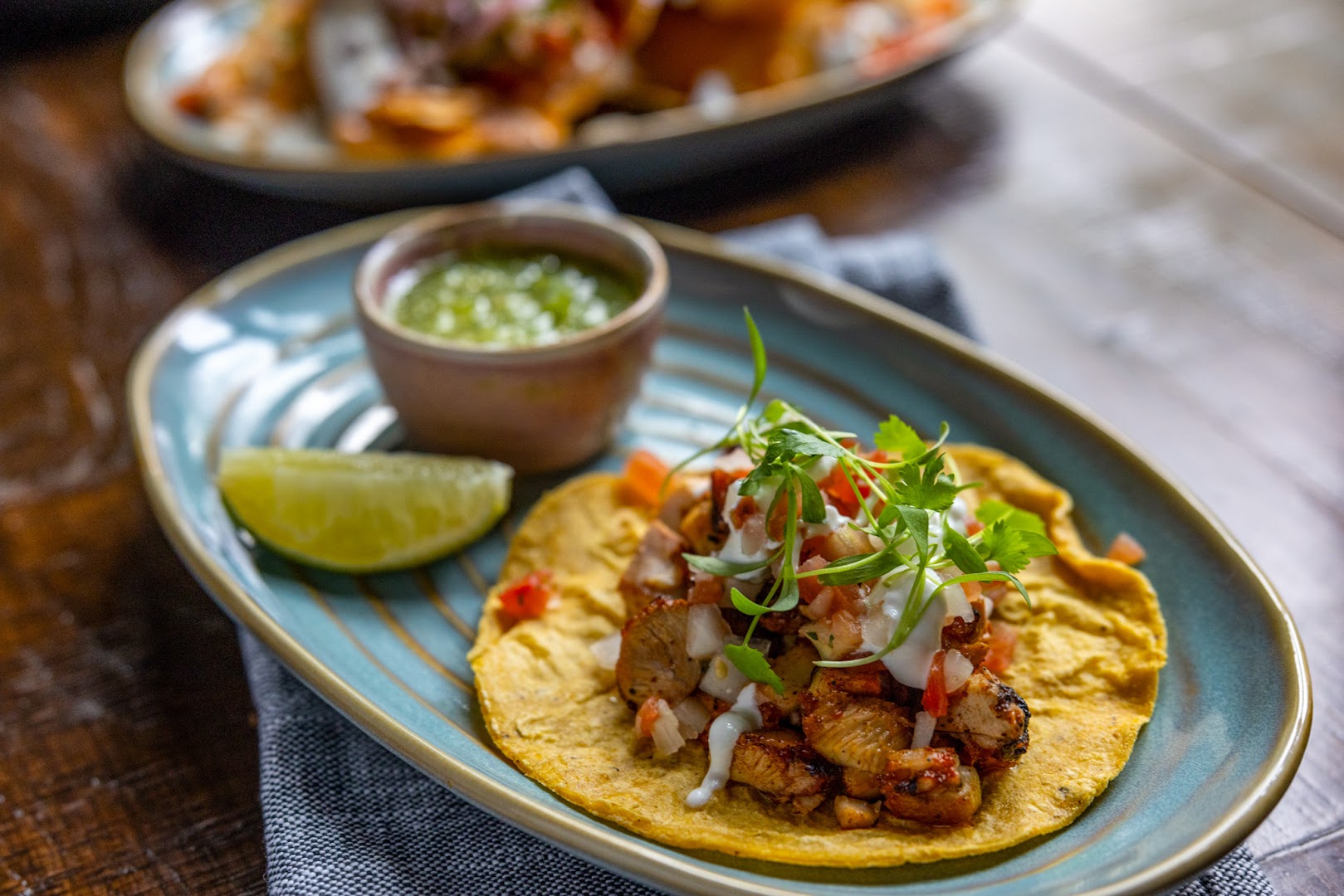 Lona: high quality, appetizing food photography