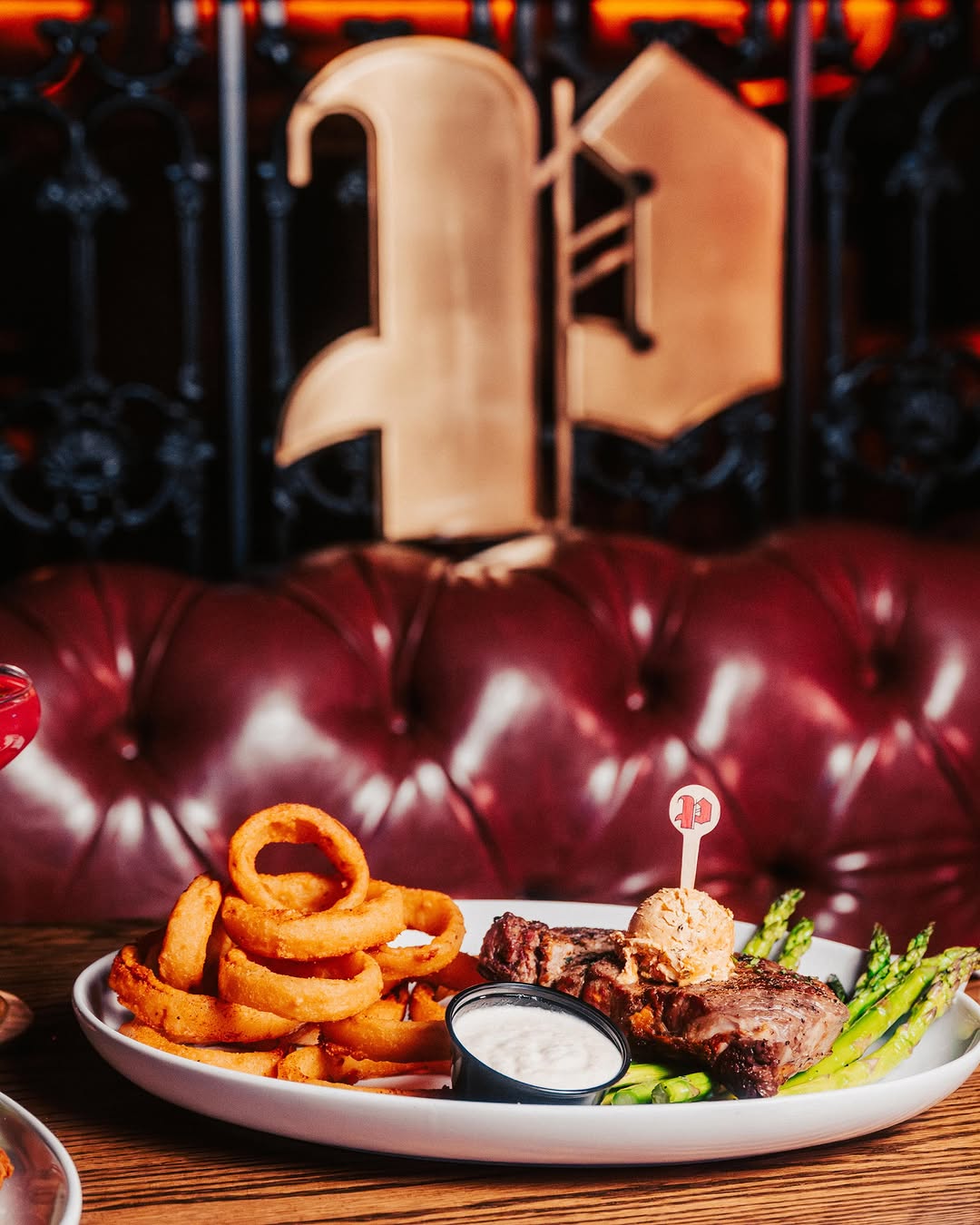 Posty's: high quality, appetizing food photo