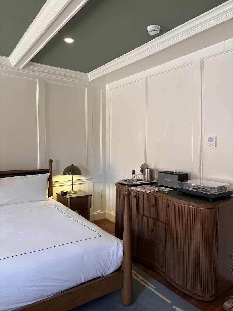 The Chloe Nashville: high quality hotel room photo