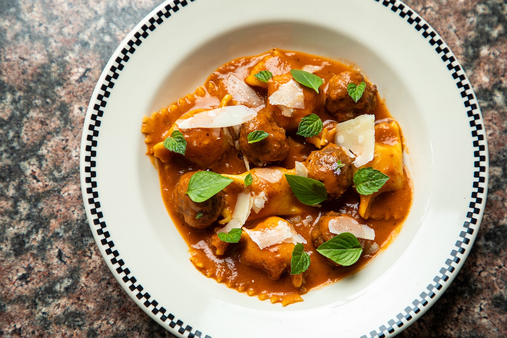 The Chloe Nashville: appetizing, high-quality food photography