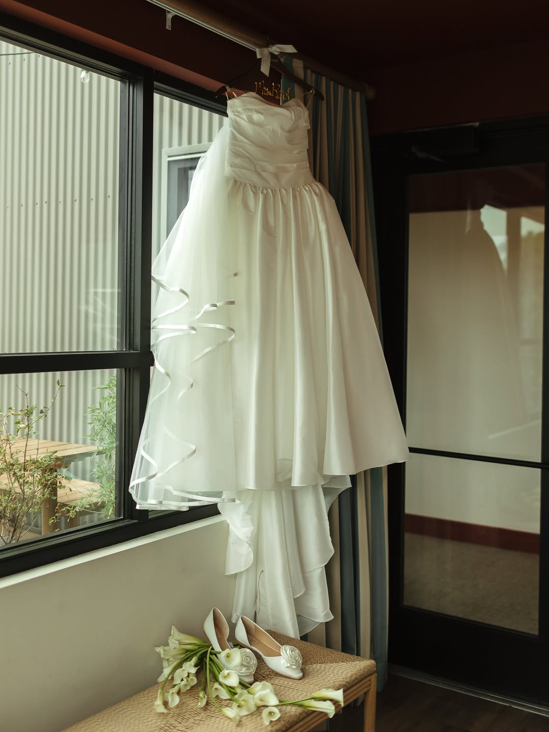 The Gilmore: professional wedding preparation photo