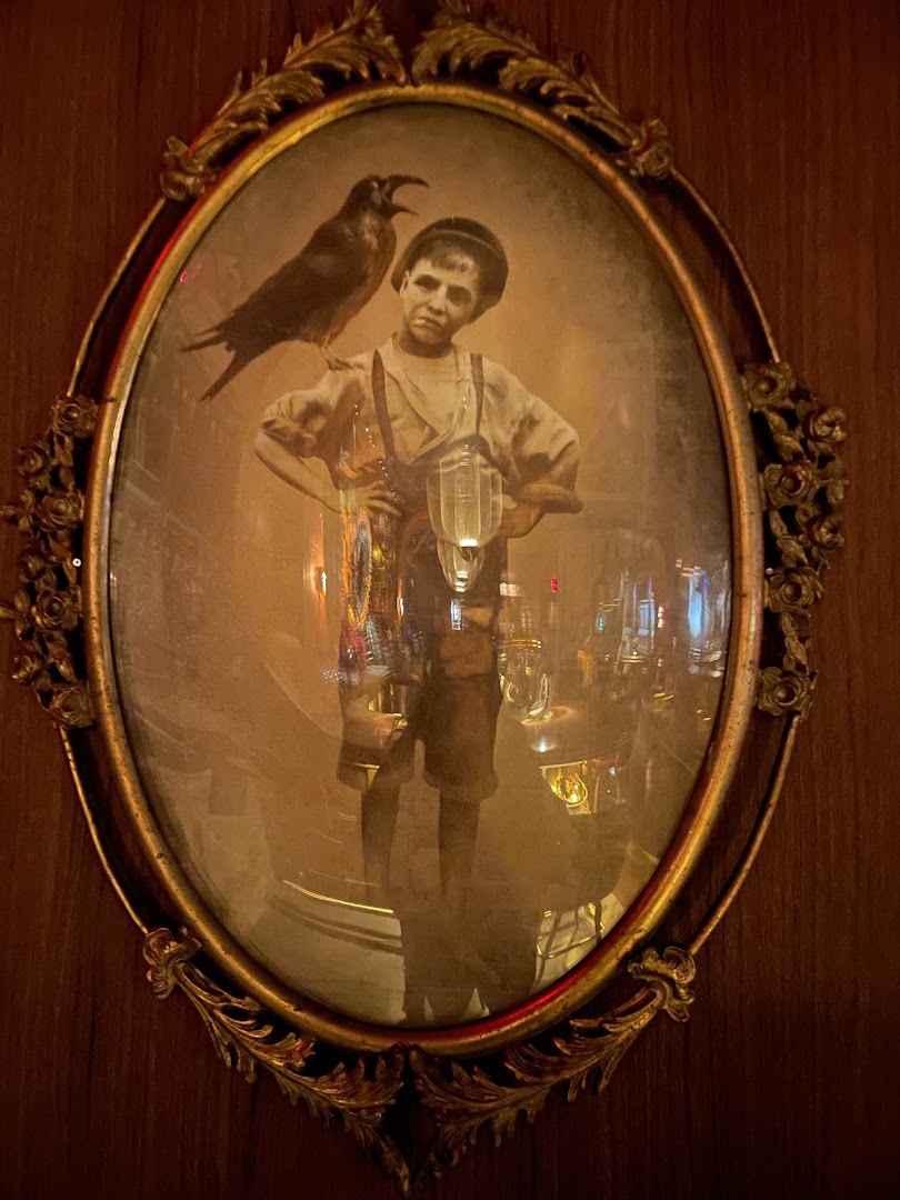 The Hitchcock: atmospheric decor fits the theme