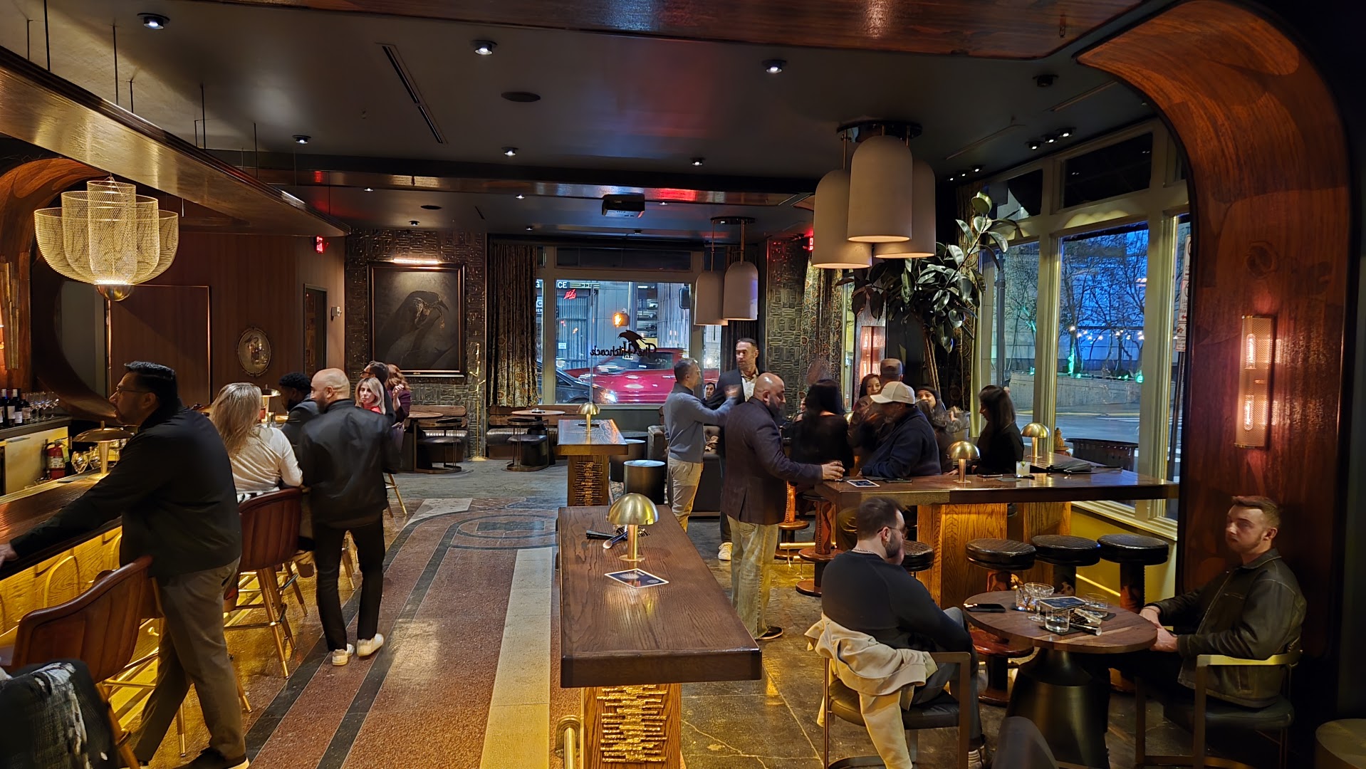 The Hitchcock: inviting bar atmosphere clearly
