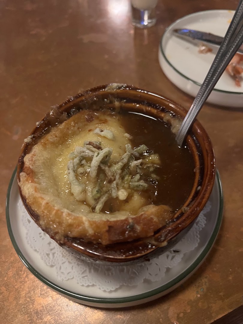 Avegno: appetizing photo of served food