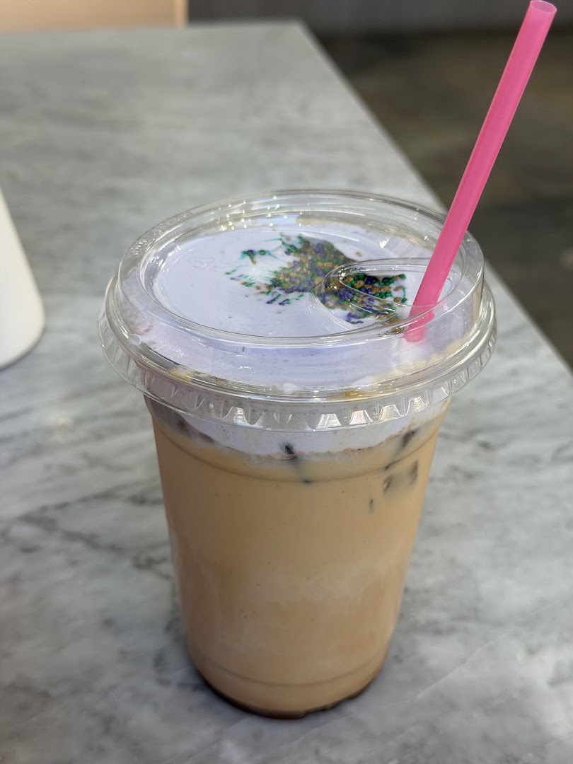 Batter Bakery: appetizing photo of a drink