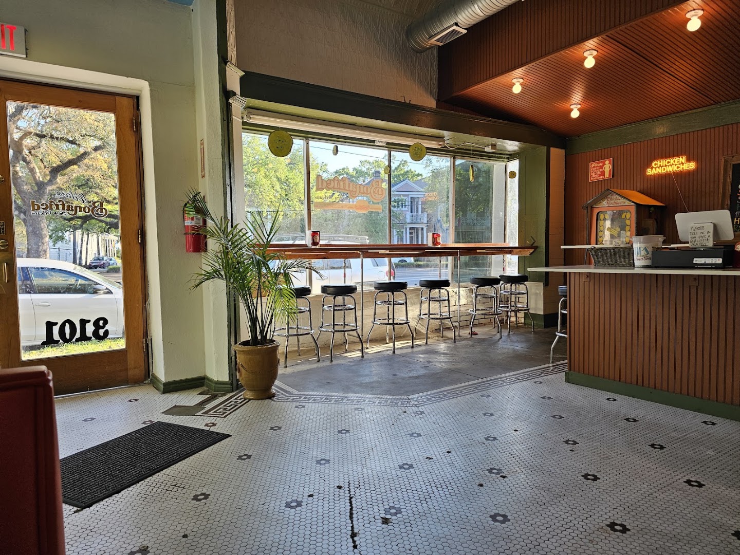 Bonafried: clear, inviting interior atmosphere shot