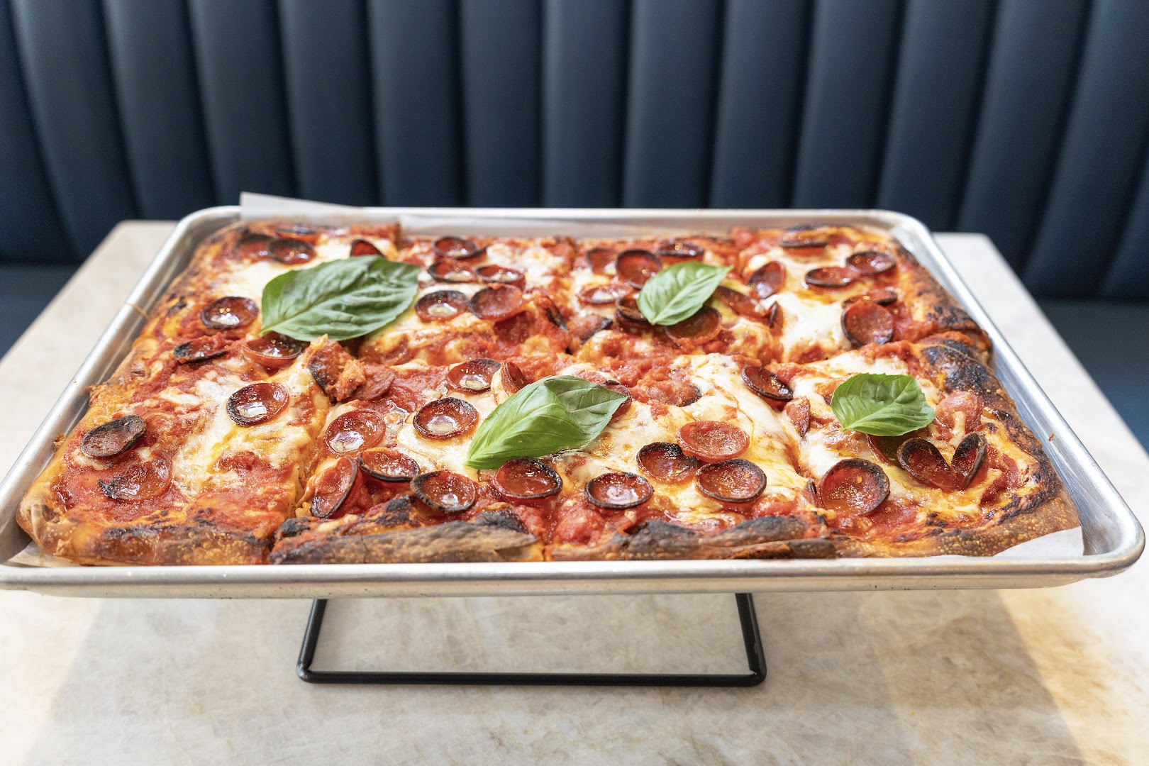 Forbidden Pizza: appetizing, high-quality food photography