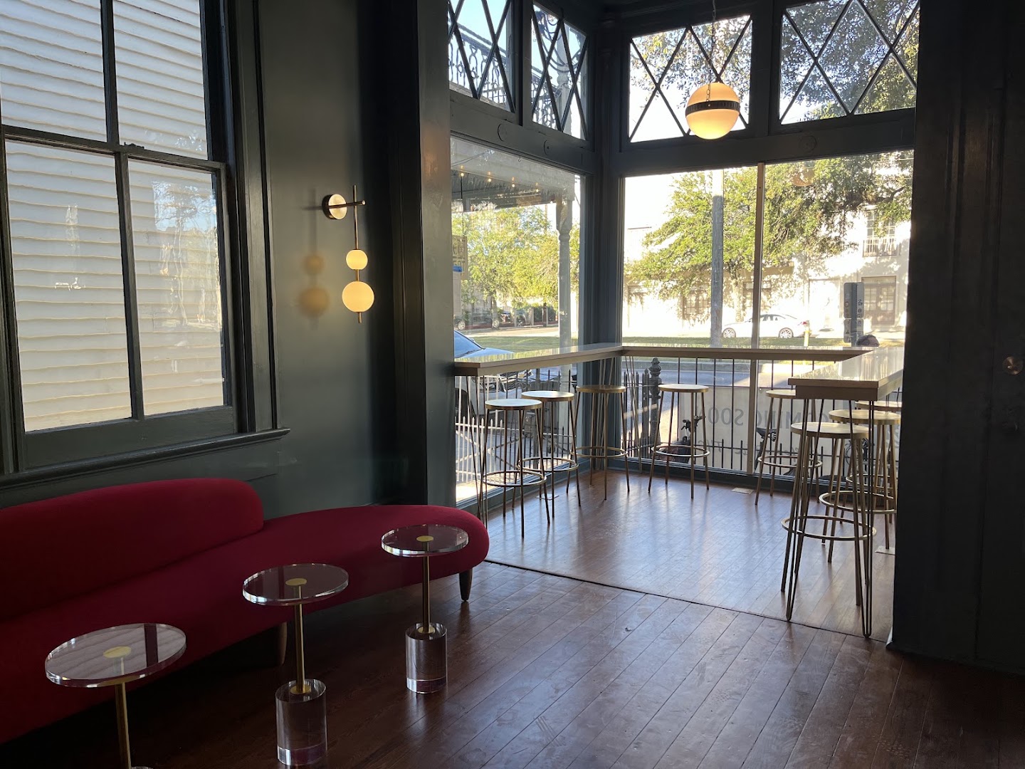 High Grinds: inviting and professional interior shot
