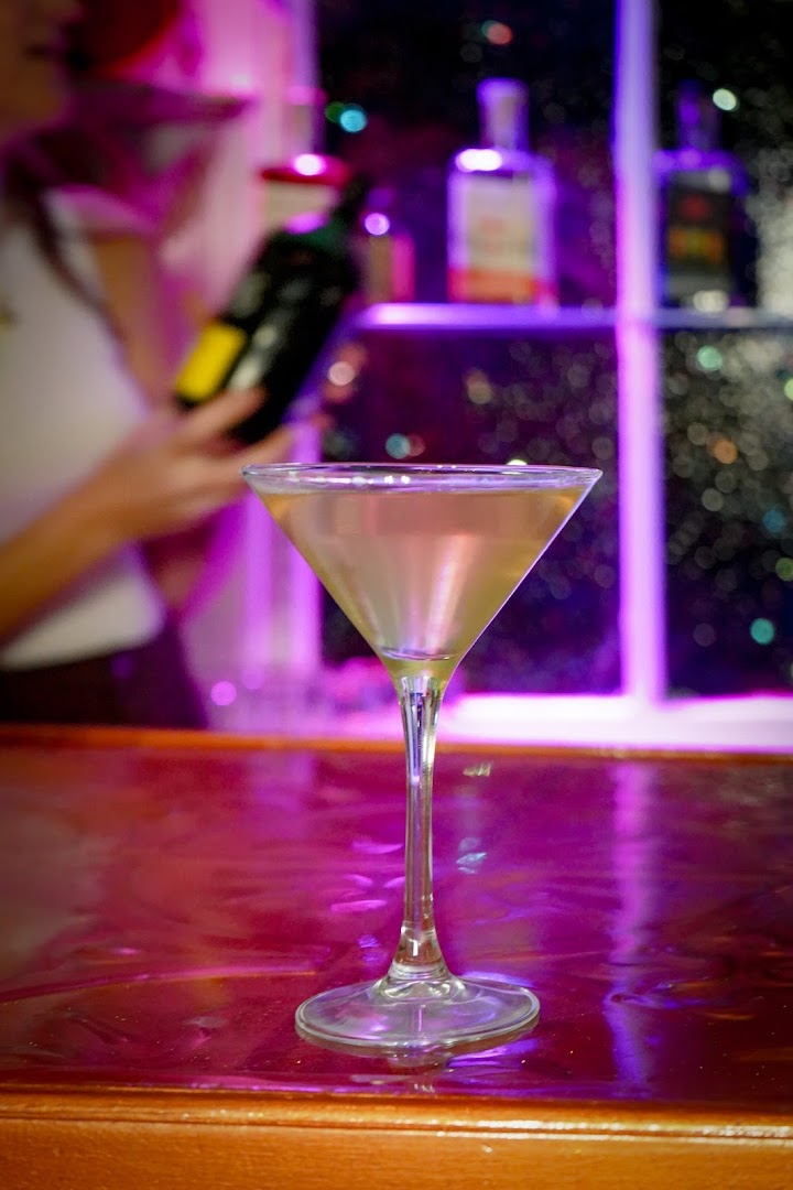Mélange: high quality cocktail bar photo