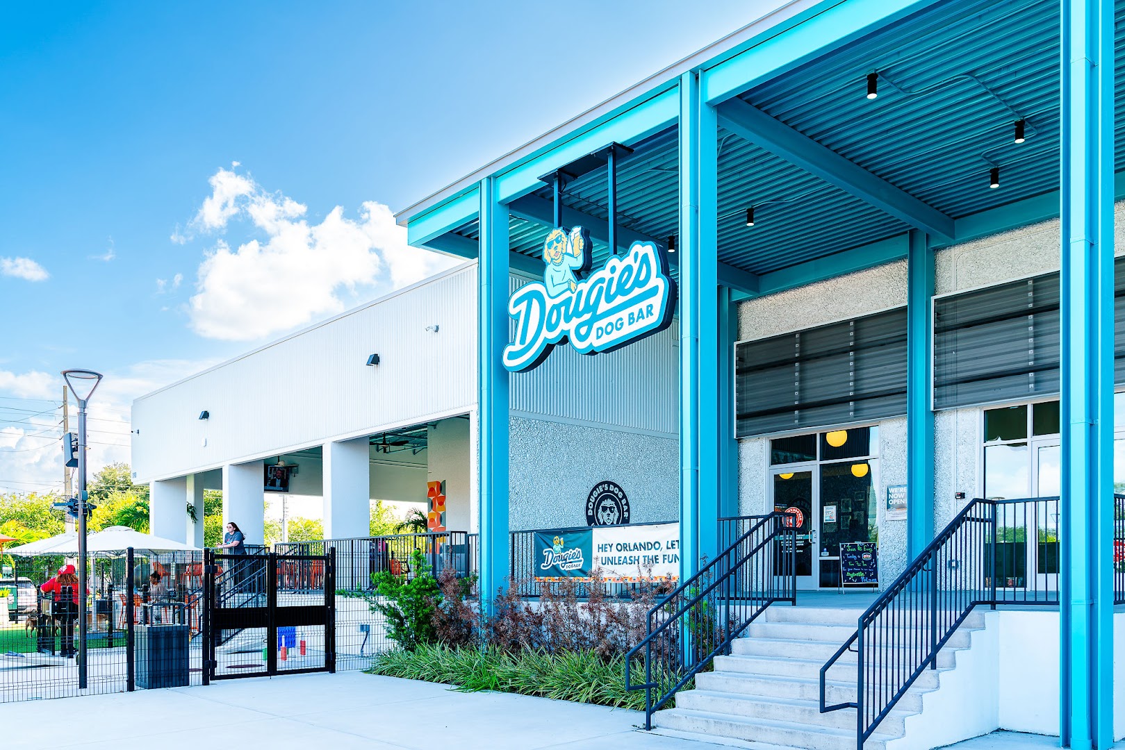 Dougie's Dog Bar: clear professional exterior shot