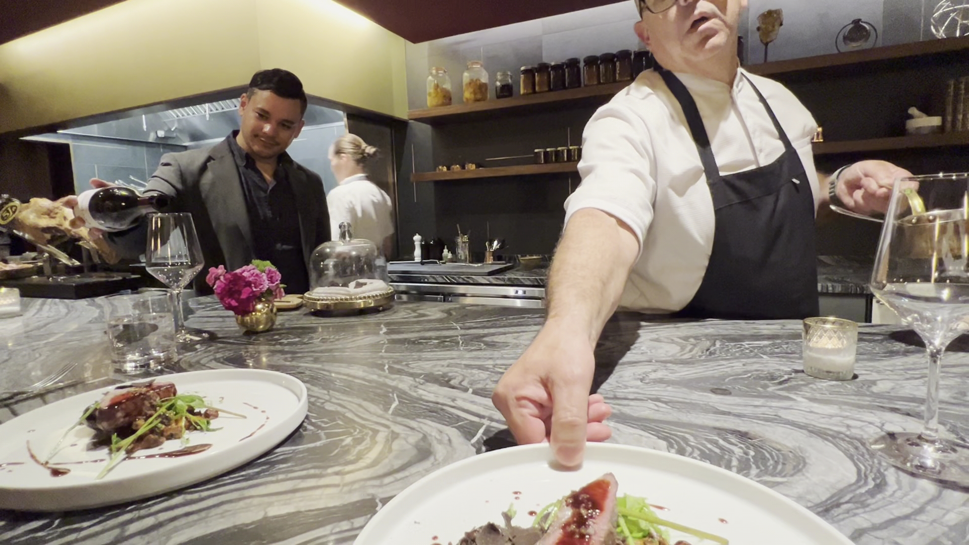Foreigner Restaurant: professional shot of restaurant service
