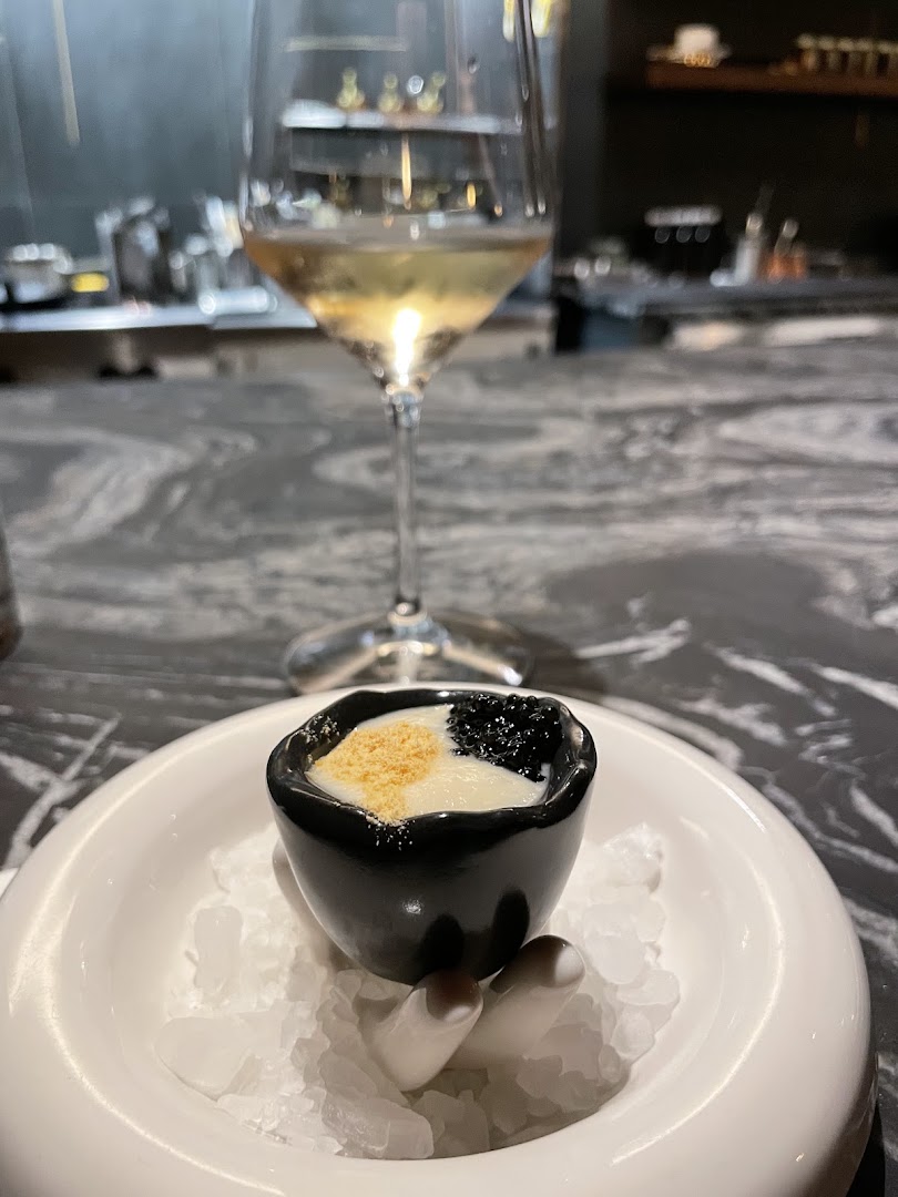 Foreigner Restaurant: high quality food photography