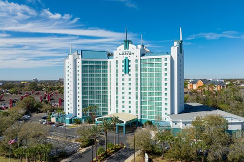 Hotel Landy: professional exterior hotel shot