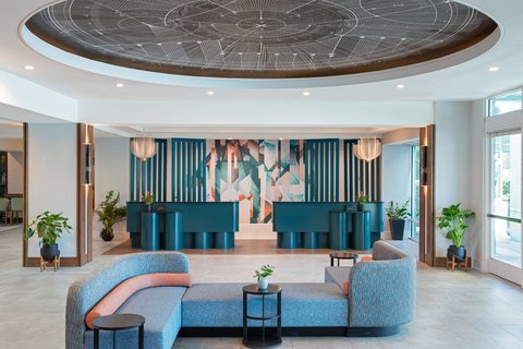 Hotel Landy: professional photo of hotel lobby