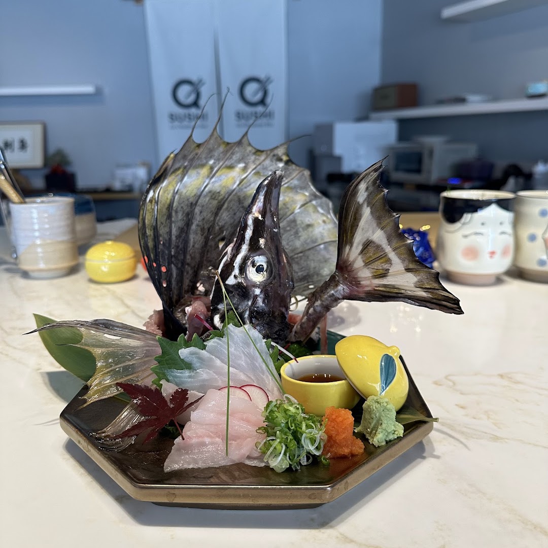 Q Sushi: high quality sushi presentation