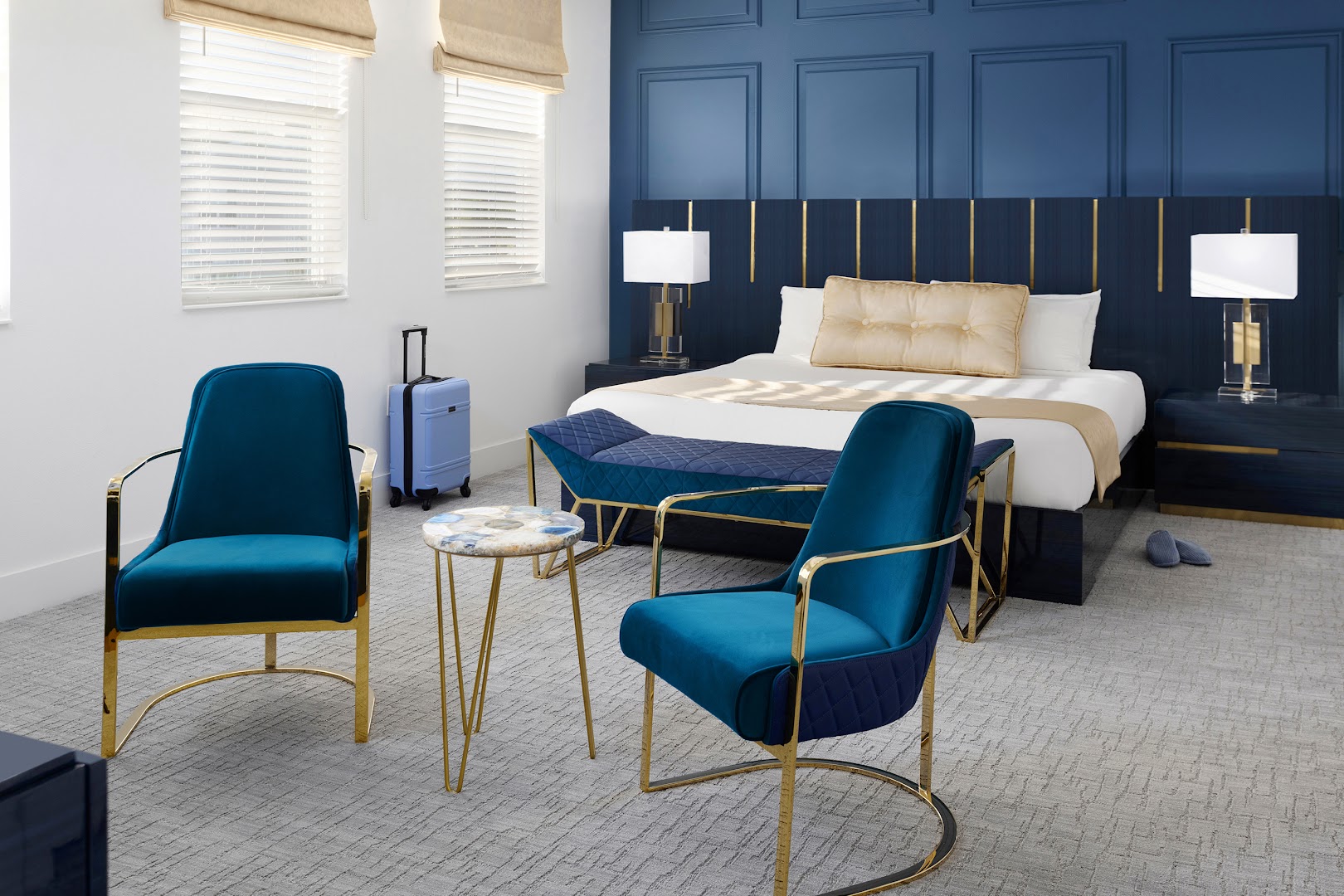 Villatel Resort Orlando: professional high-quality hotel room photo