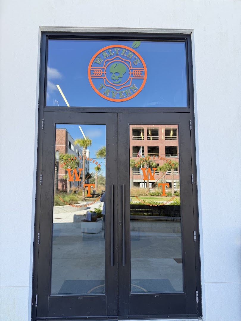 Walter's Tavern: clear photo of venue entrance