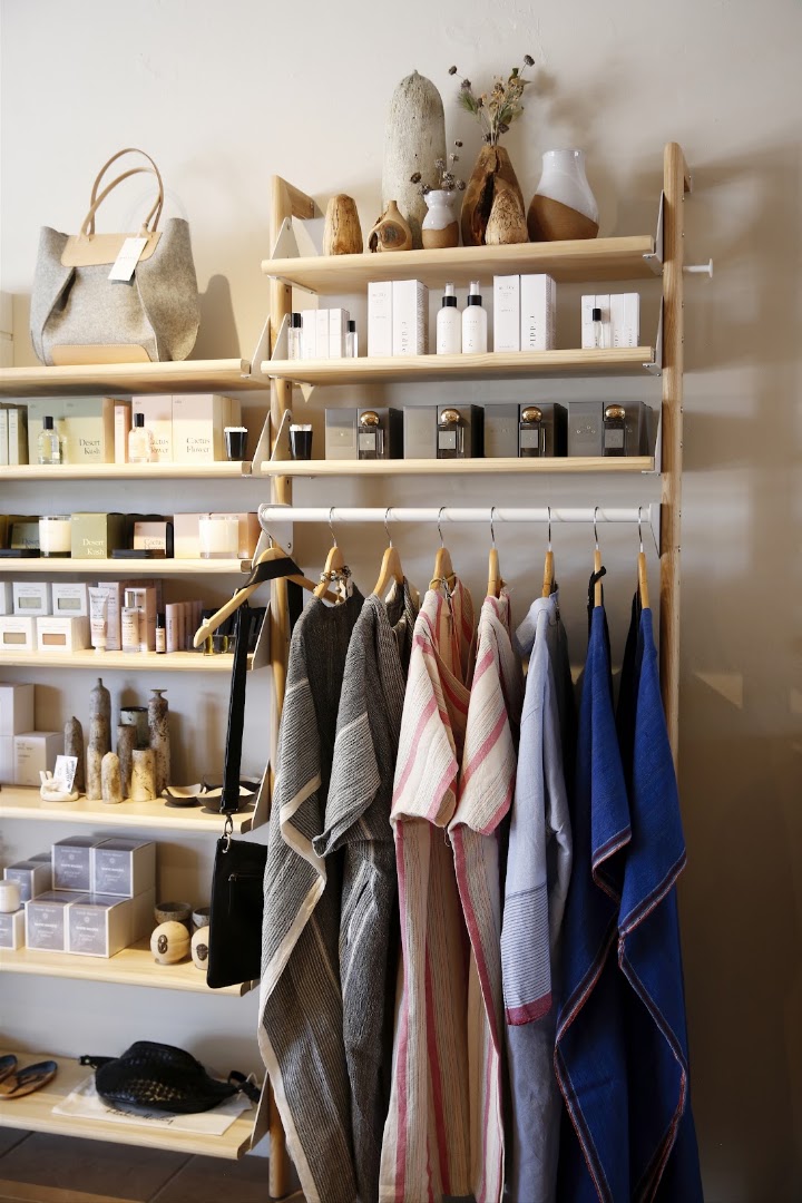 Backstory: clear, attractive shop product display
