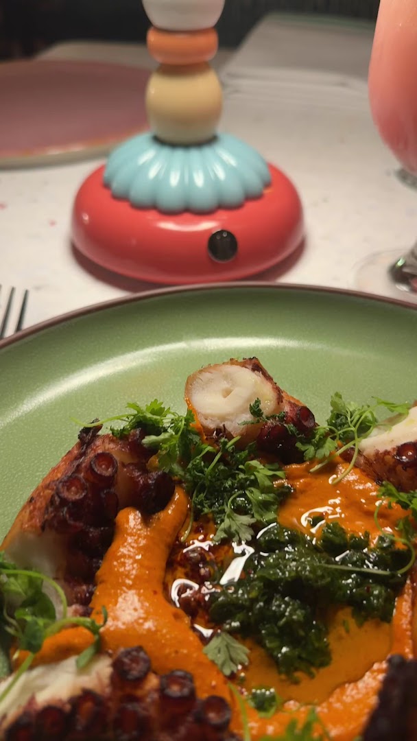 Bar Issi: appetizing food photography