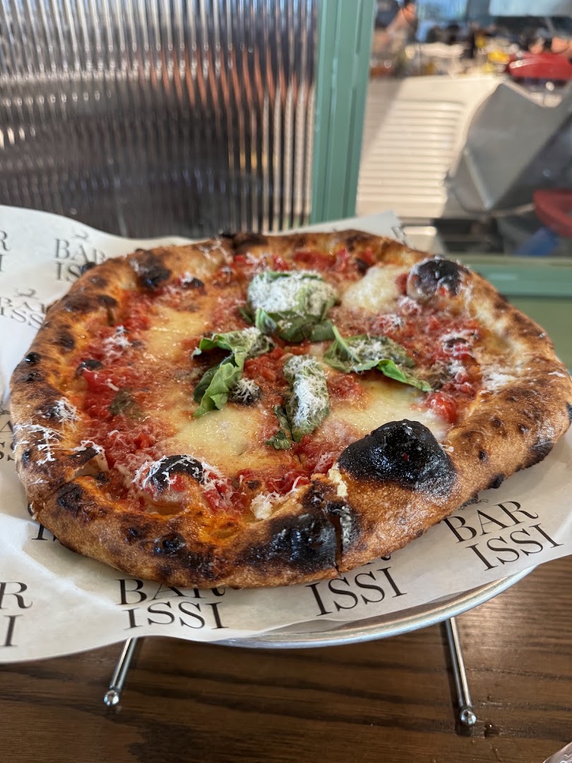 Bar Issi: appetizing, high-quality food photo