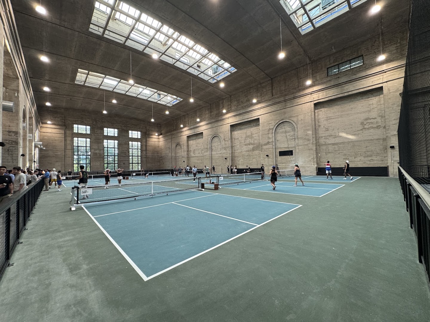 Ballers: venue atmosphere and activity