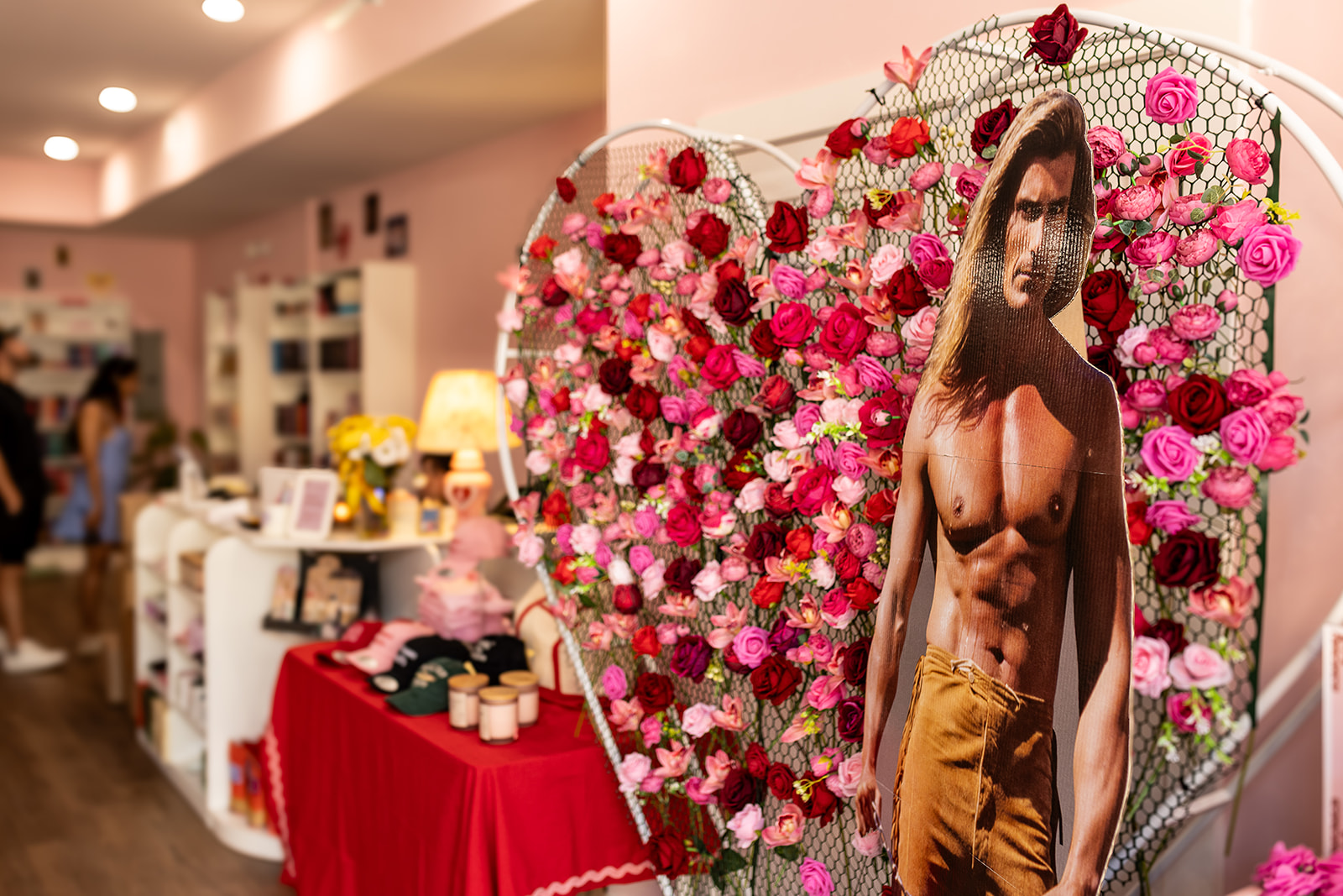 Cupid's Bookshop: shop interior and atmosphere