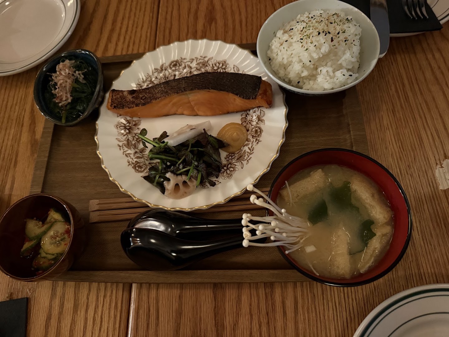 Dancerobot: appetizing, well-composed food photography