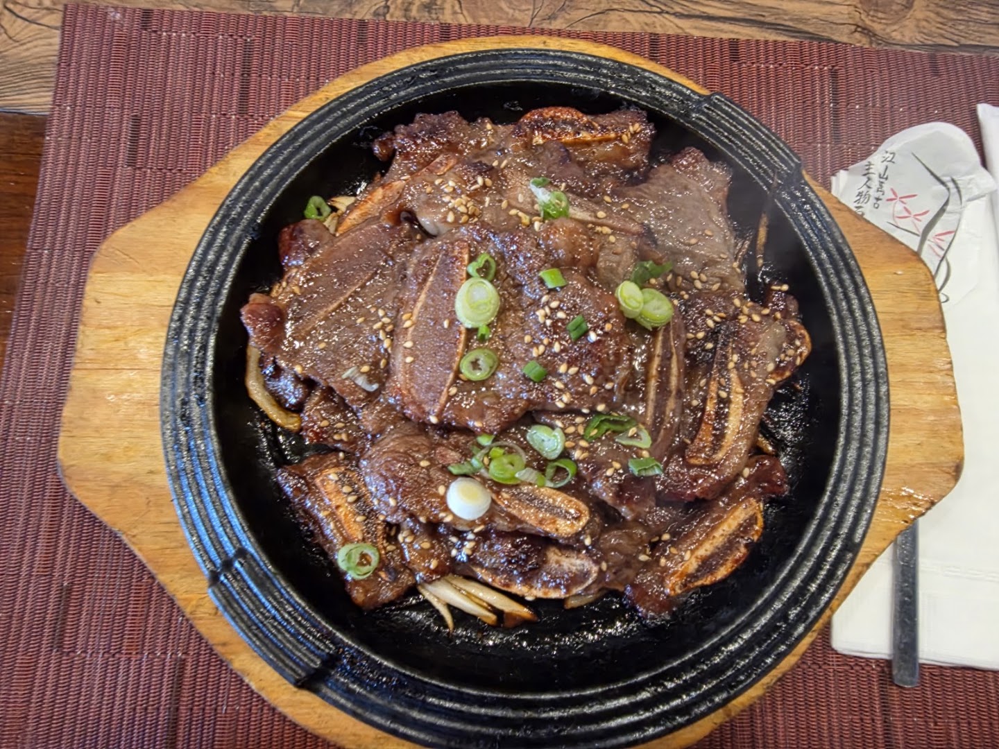Ddukbaegi: appetizing photo of restaurant food