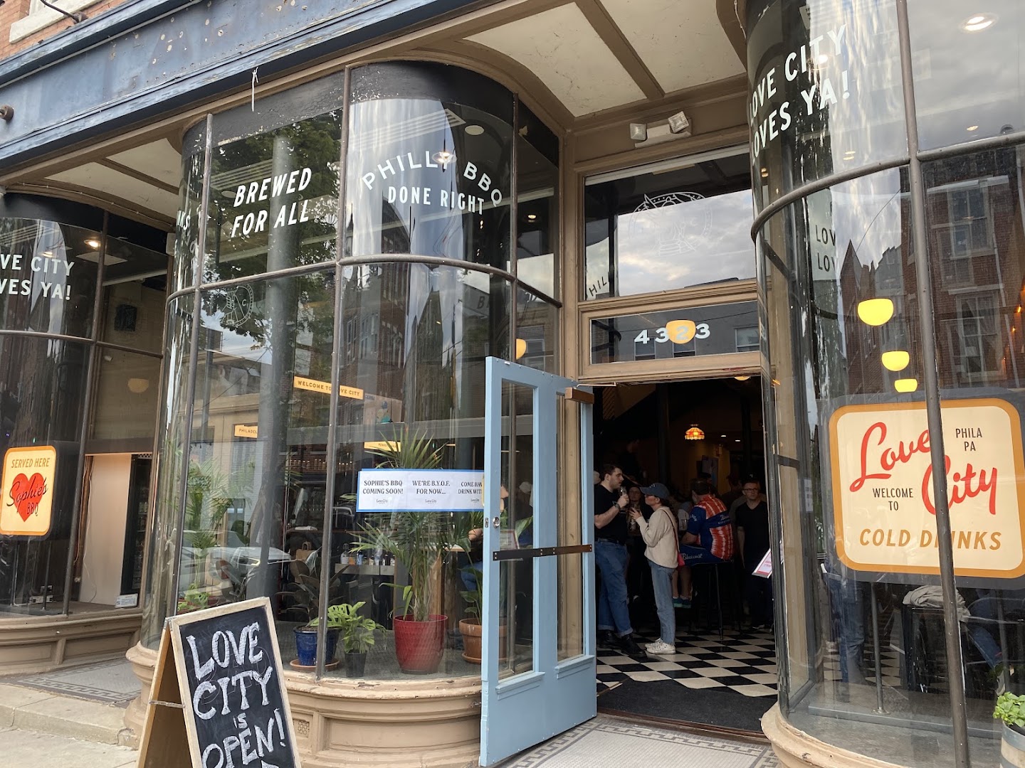 Love City Manayunk: clear, inviting exterior venue shot