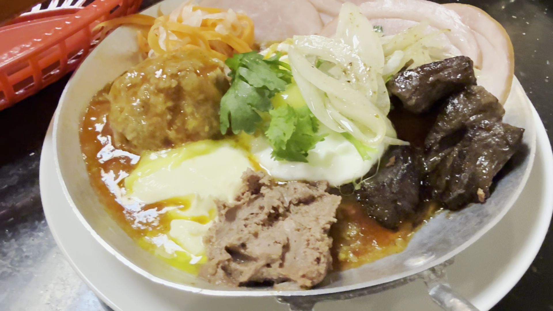 Lua Vietnamese Restaurant: appetizing photo of restaurant food