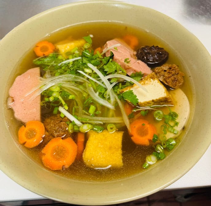 Lua Vietnamese Restaurant: appetizing photo of restaurant food