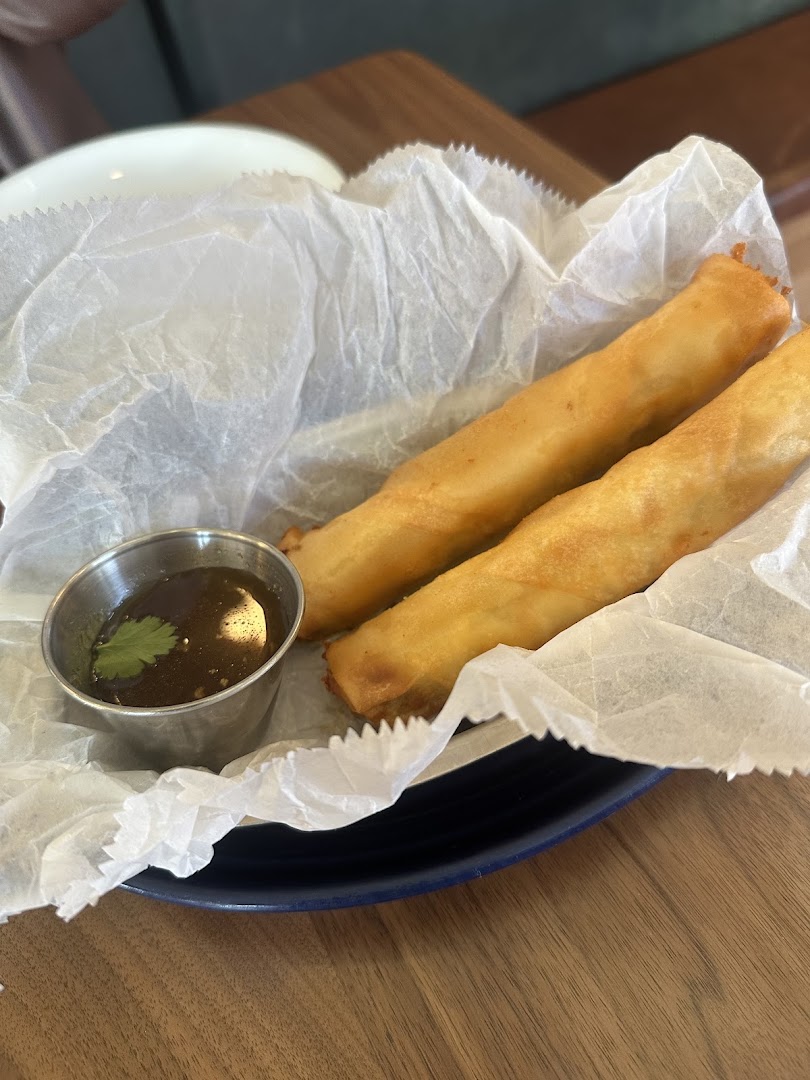 Manong: appetizing photo of restaurant food